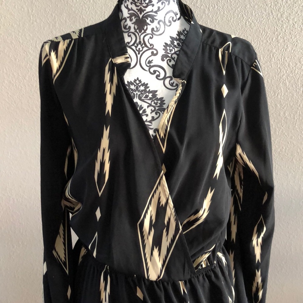 Romper - Picture 2 of 2